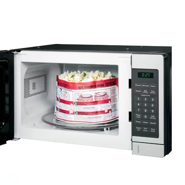 GE 0.7 cu. ft. 700-Watt Spacemaker Countertop Microwave in Stainless Steel